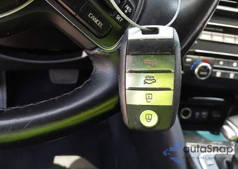 2018 Kia Optima Ex z USA, uszkodzony, nr VIN 5XXGU4L31JG204208